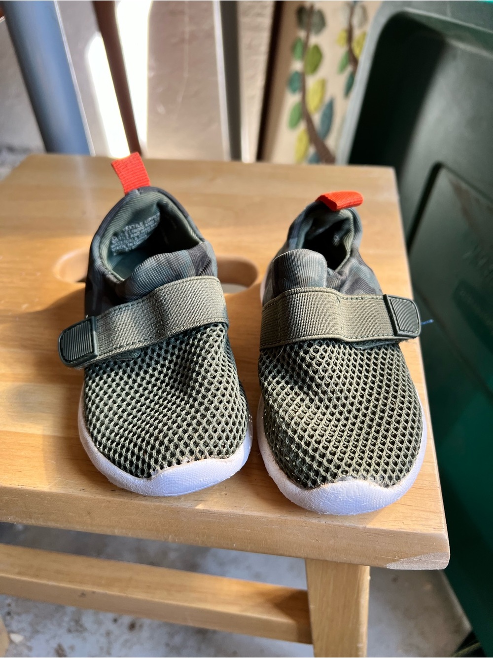 Kids Mesh Slip-On Sneakers with Hook-and-Loop Strap - Olive Green Camo Toddler 6